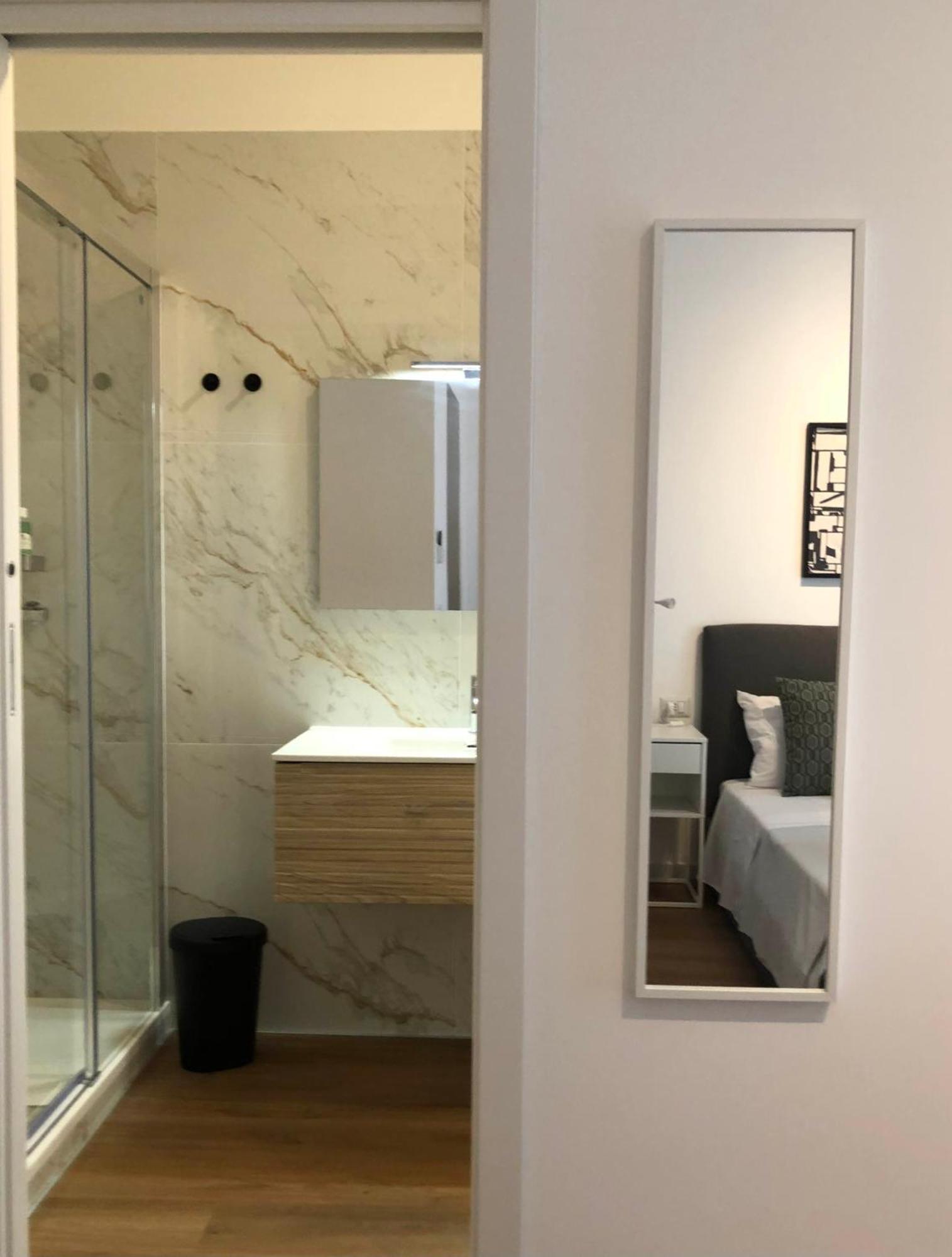 Lapigna Apartment Валенцано Екстериор снимка